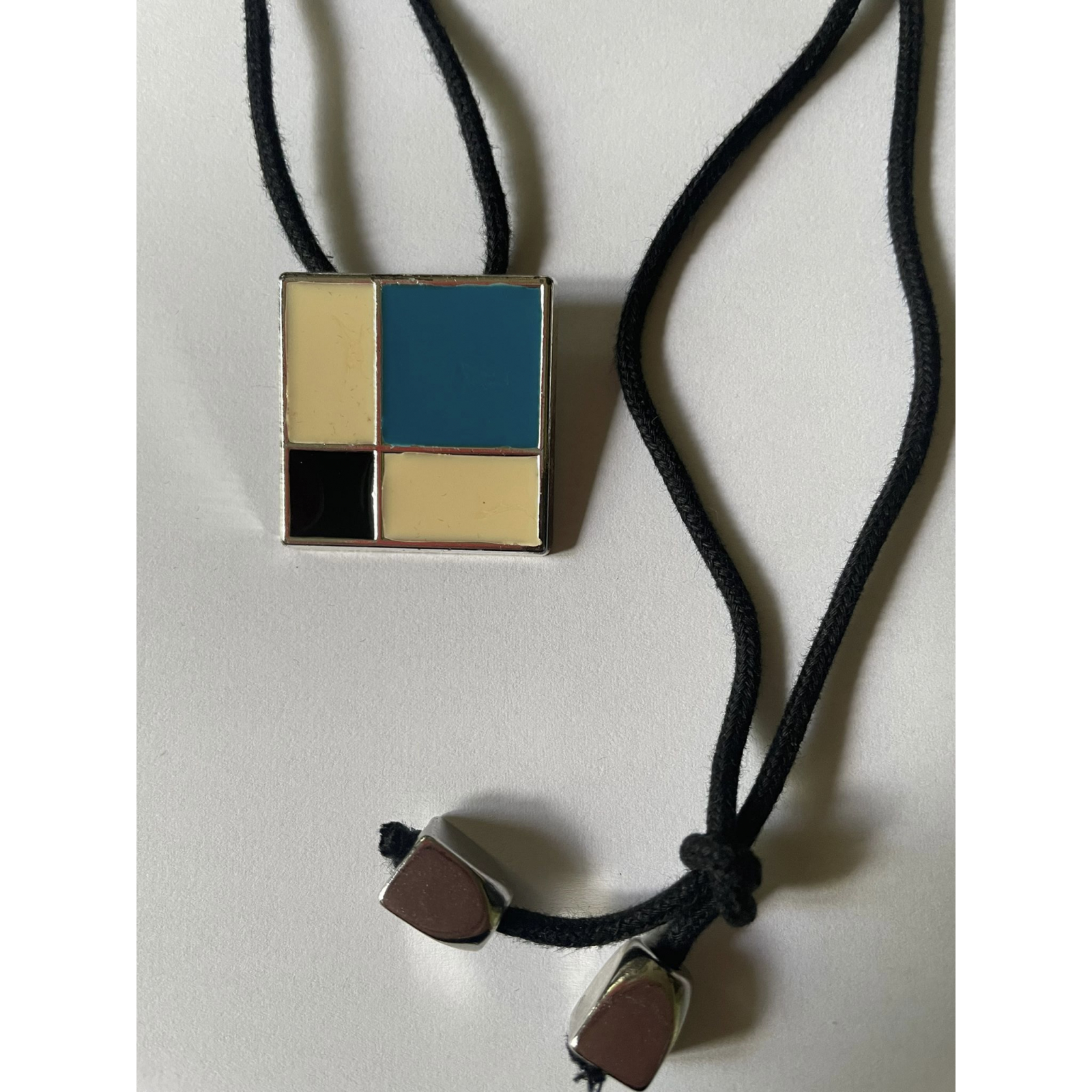 Naszyjnik Yves Saint Laurent
