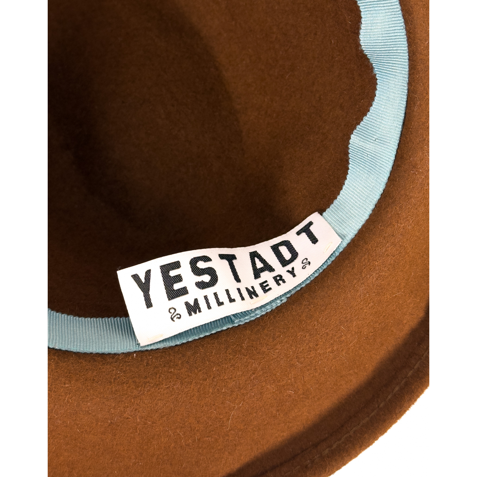 Kapelusz Yestadt millinery