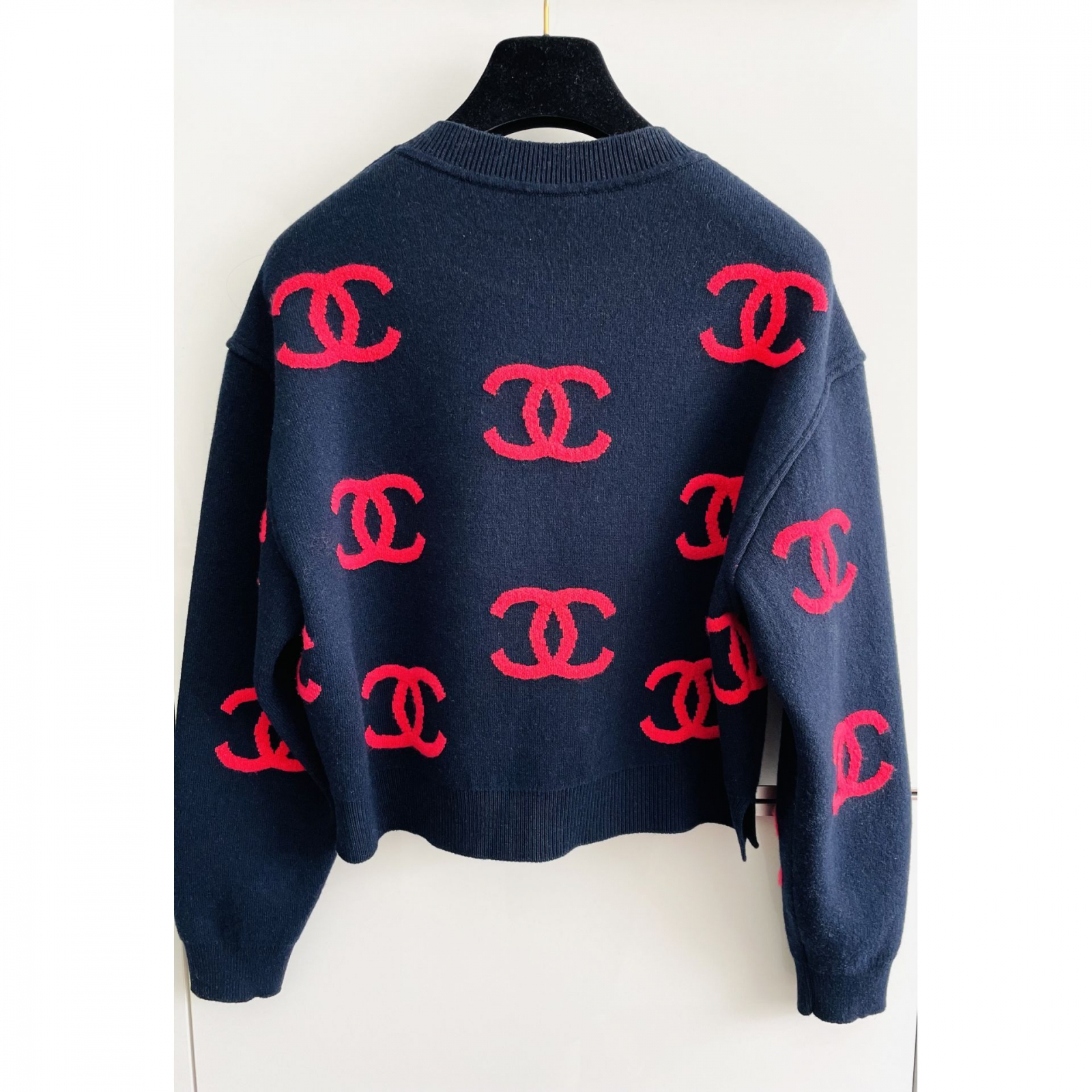 SWETEREK CHANEL W LOGO R. 36