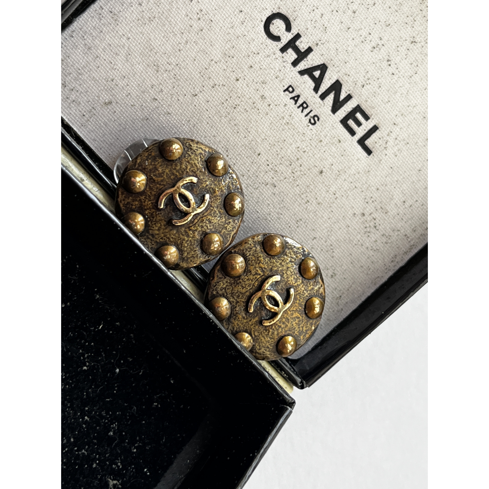 Chanel klipsy