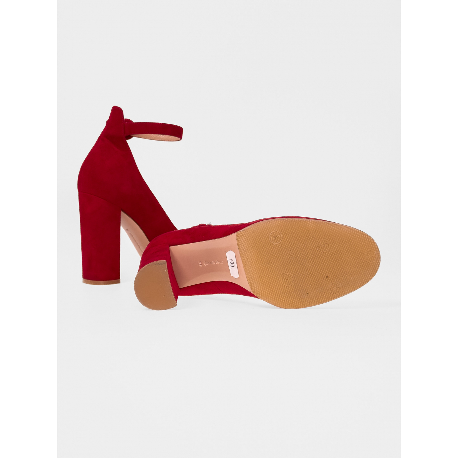 Buty na obcasie