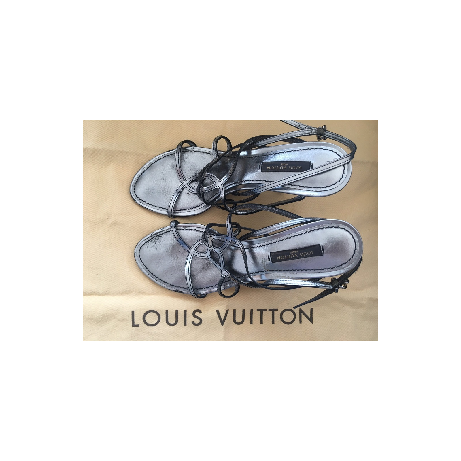 LOUIS VUITTON SANDAŁY OBCAS