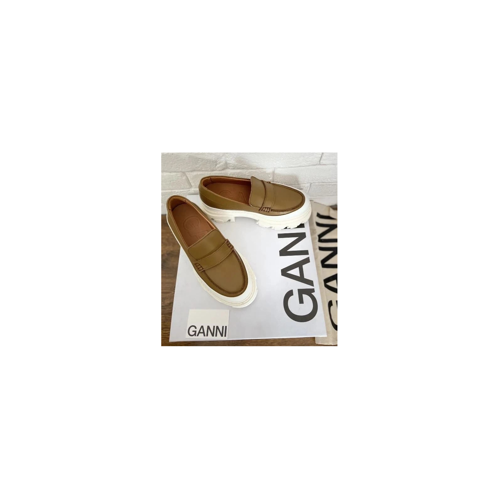 Loafersy