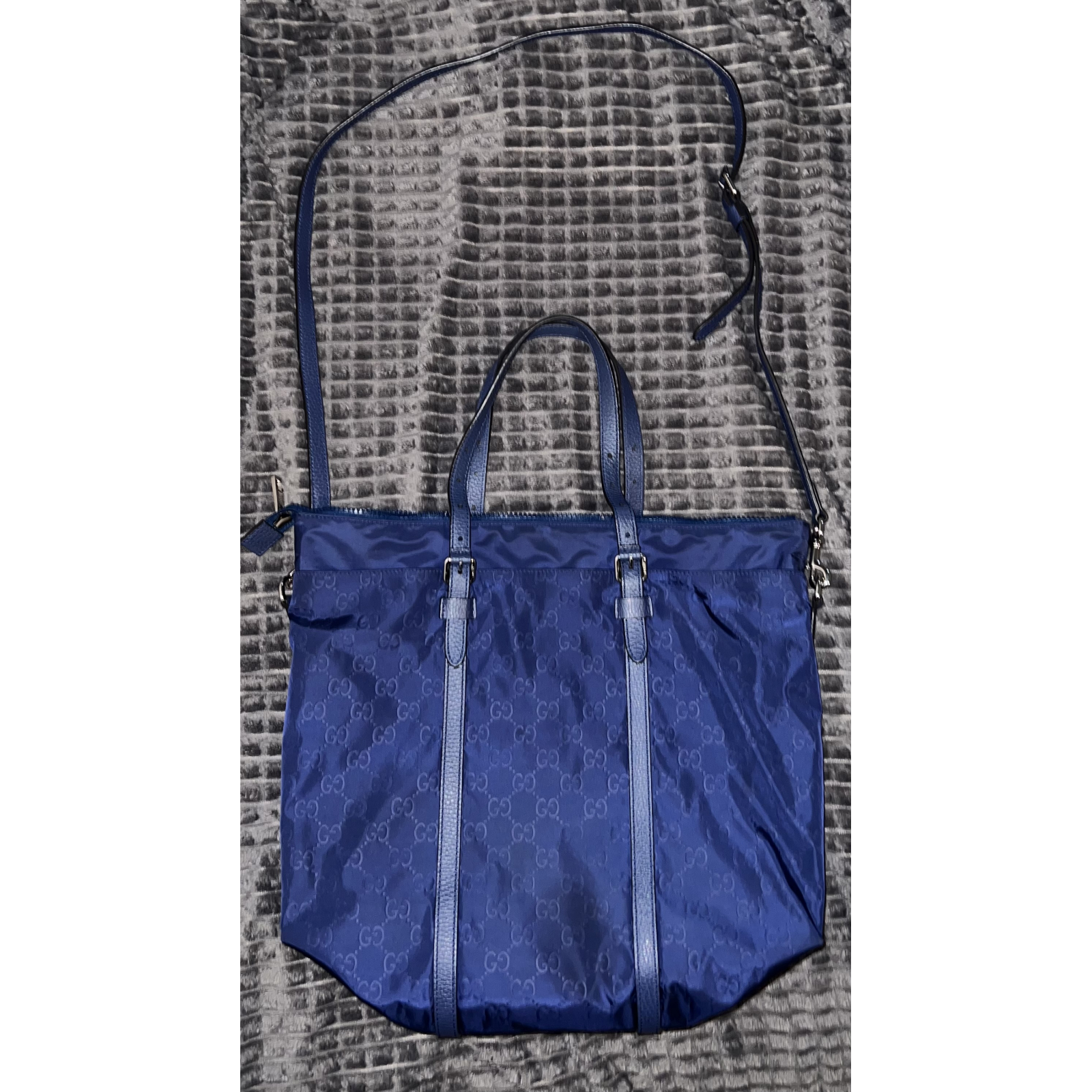 Gucci GG Nylon Navy blue Tote Crossbody Bag