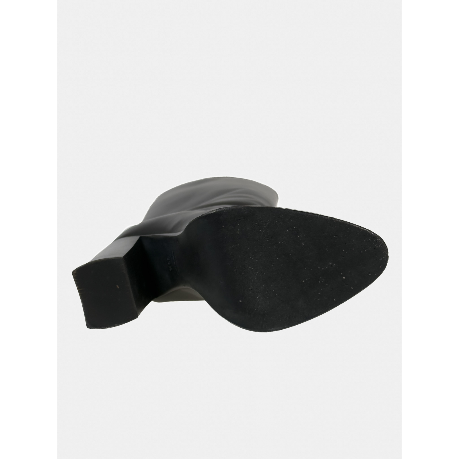 Skórzane kozaki na obcasie