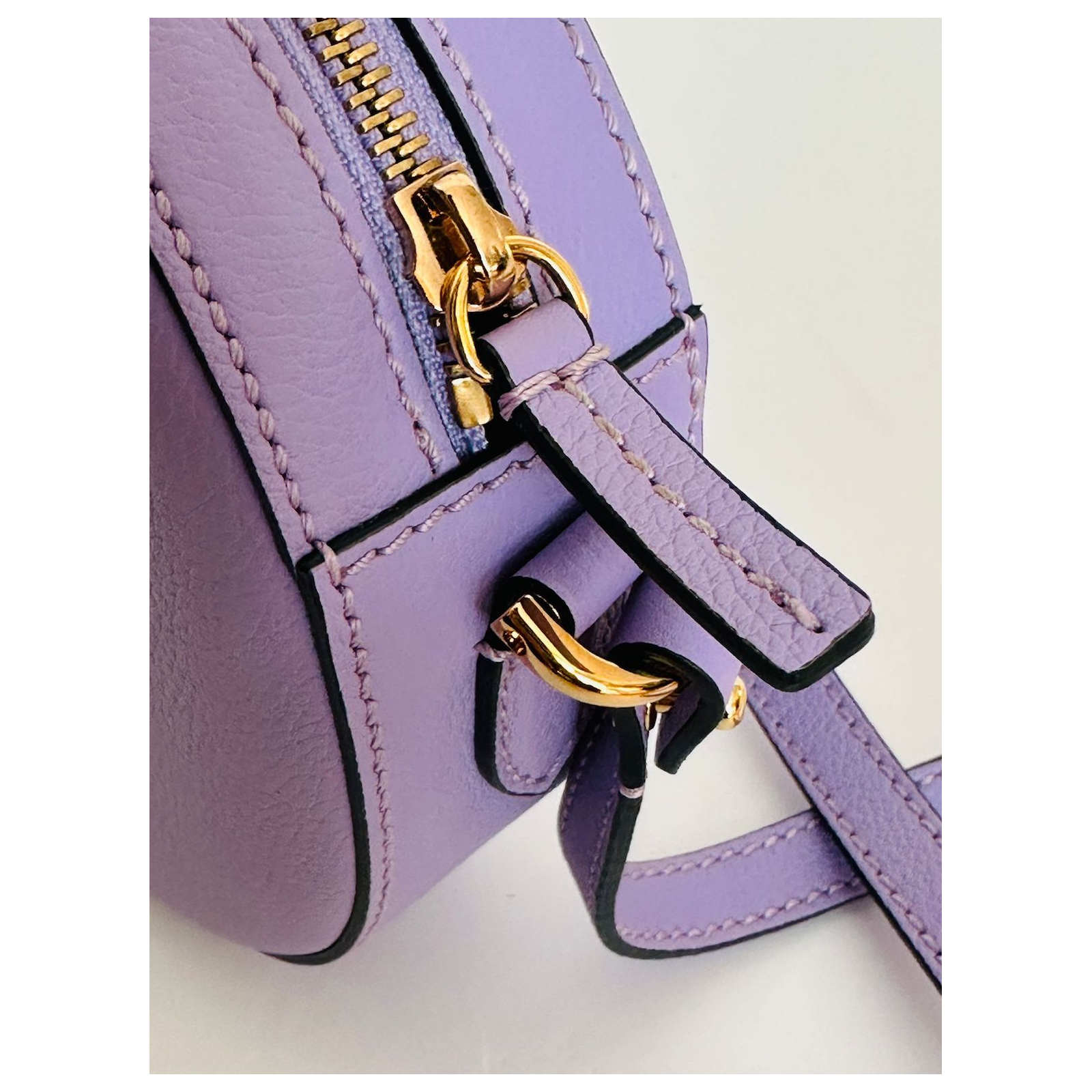 VERSACE –  okrągła torebka cross-body