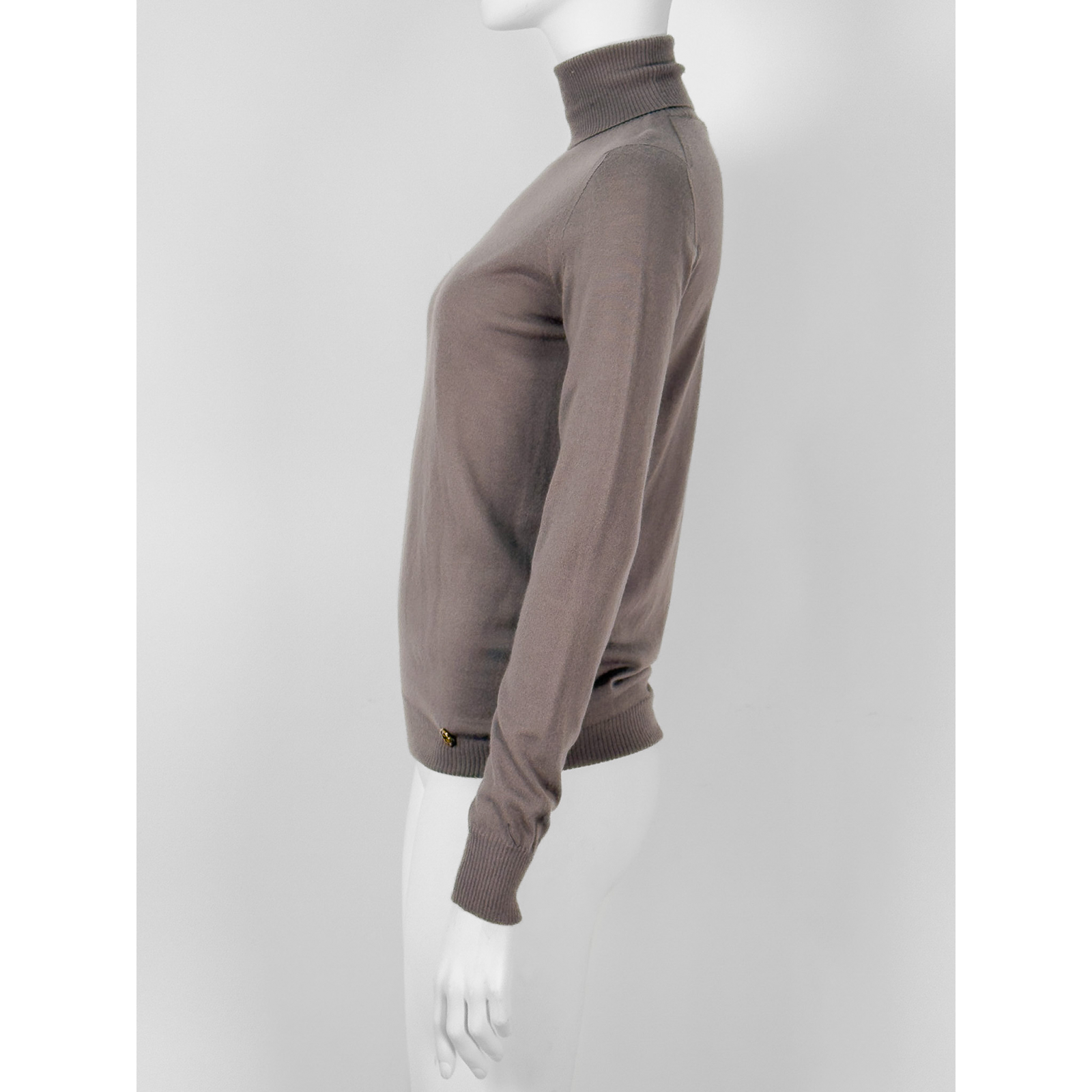 Kaszmirowy sweter z golfem