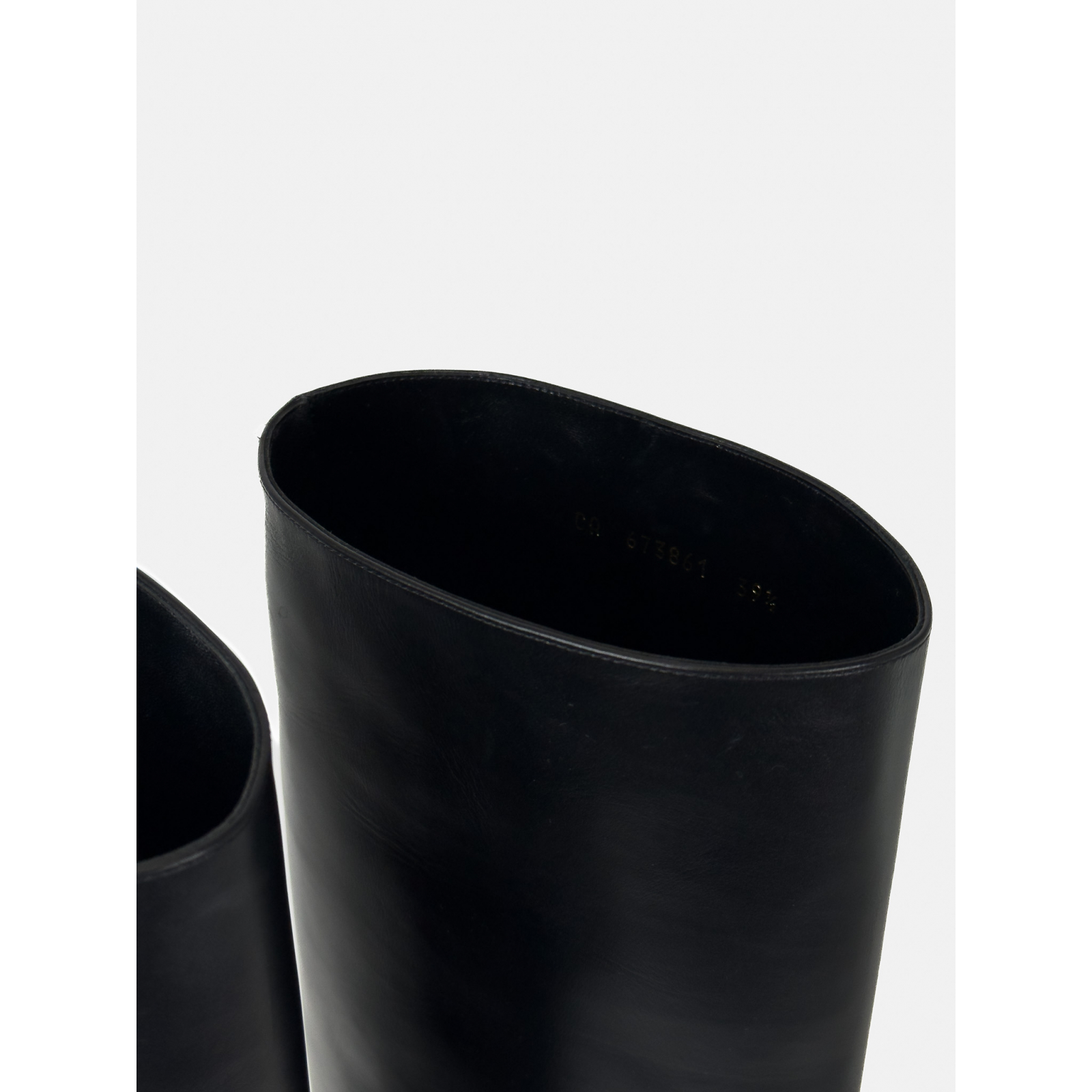 Skórzane kozaki na obcasie