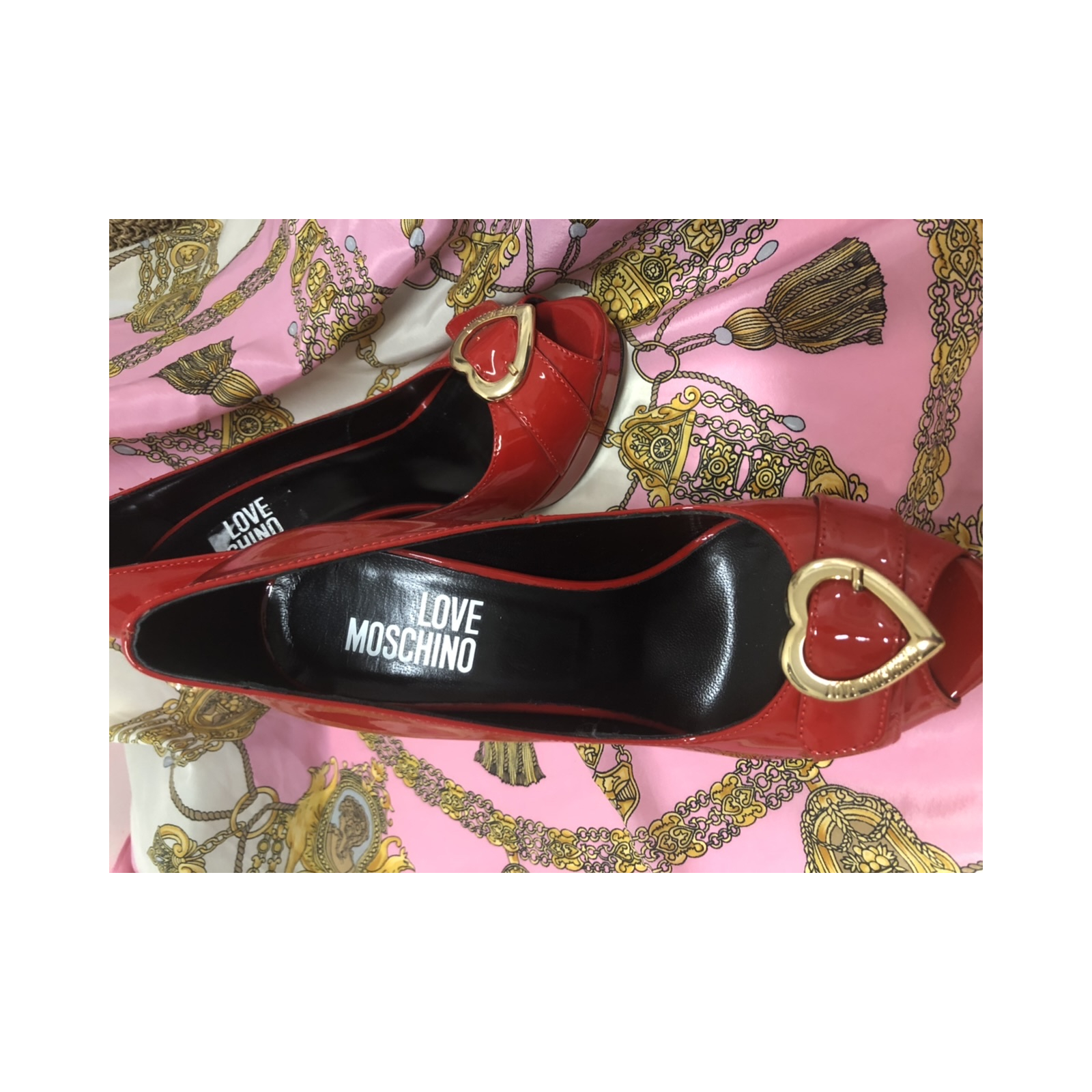 Nowe Love Moschino czerwone szpilki 38 skóra sandałki