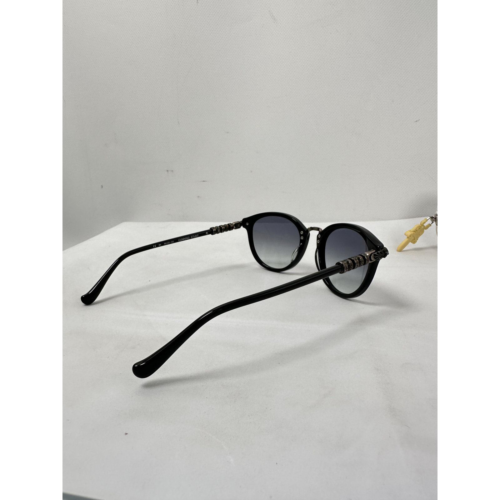 Okulary przeciwsłoneczne Chrome Hearts