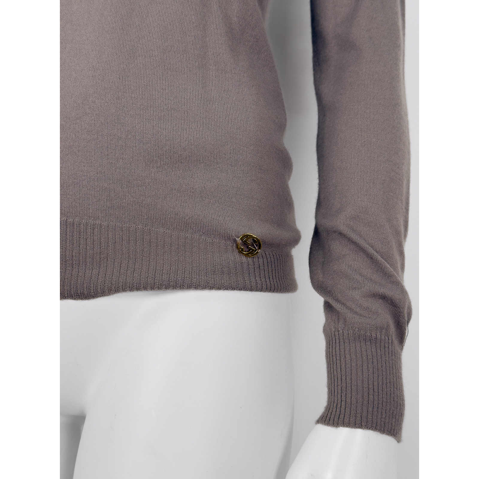 Kaszmirowy sweter z golfem