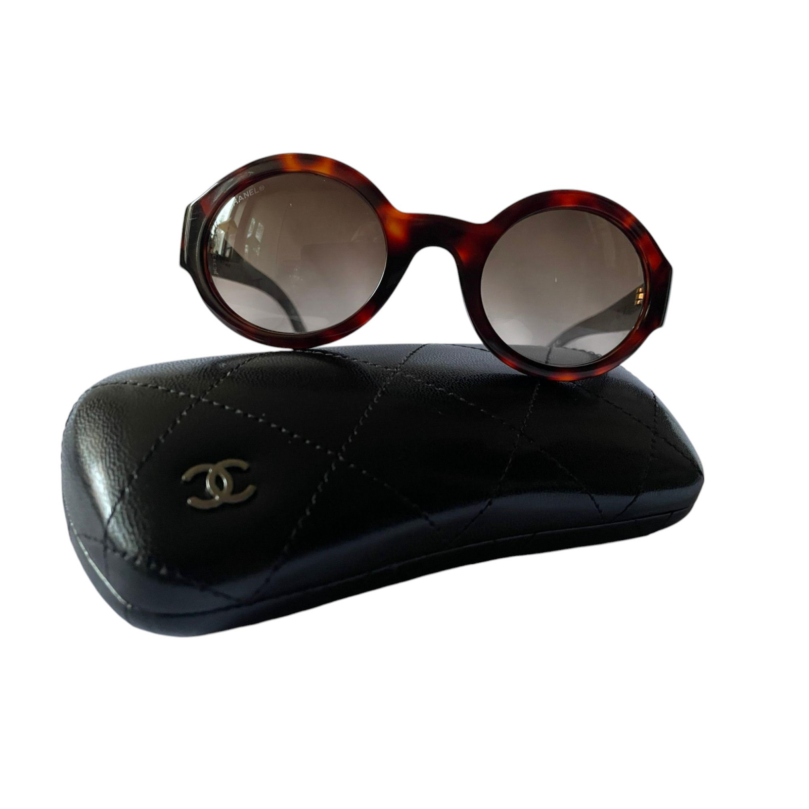 okulary przeciwsłoneczne Chanel