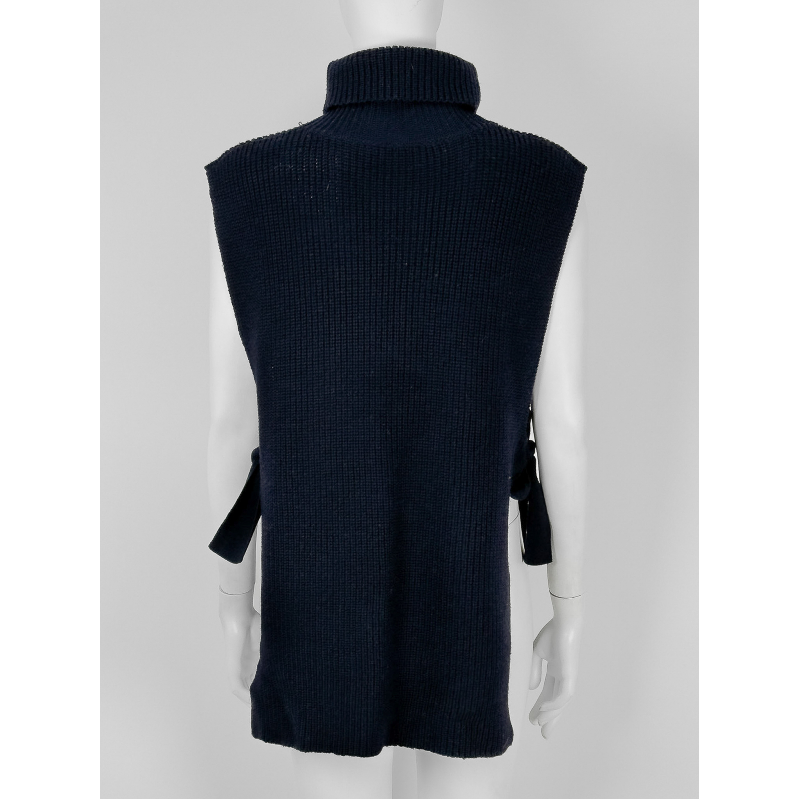 Wełniany bezrękawnik