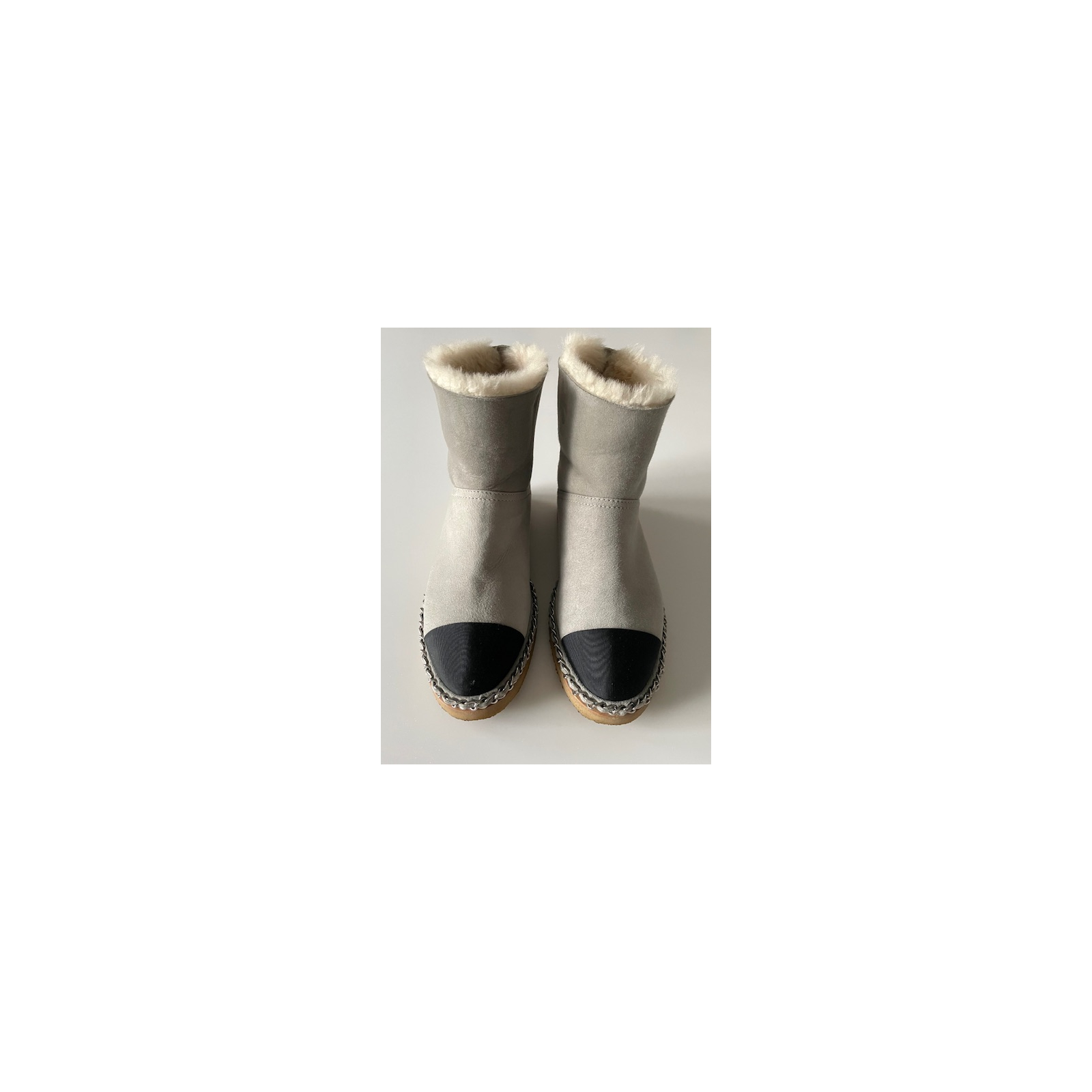 CHANEL SNOW BOOTS GREY