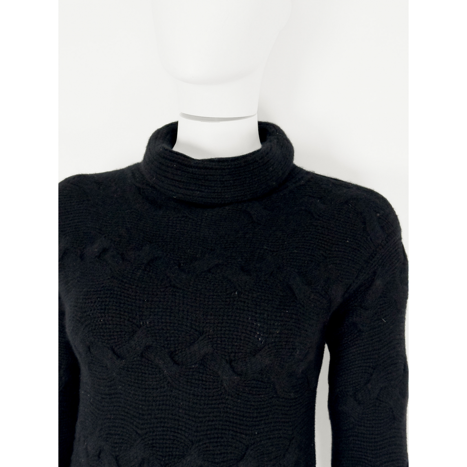 Sweter z golfem IRIS v ARNIM