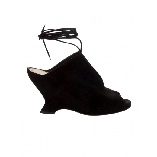 Zamszowe botki na koturnie