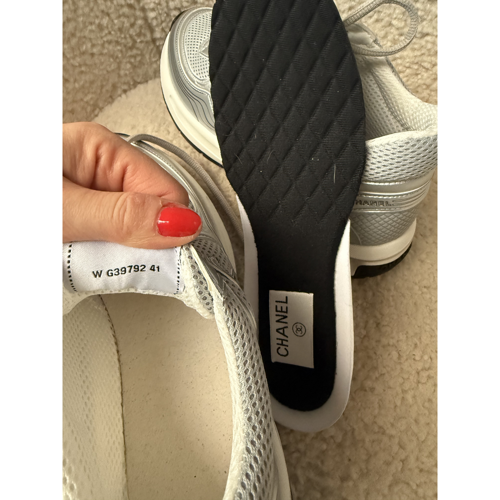 Sneakersy buty sportowe Chanel silver