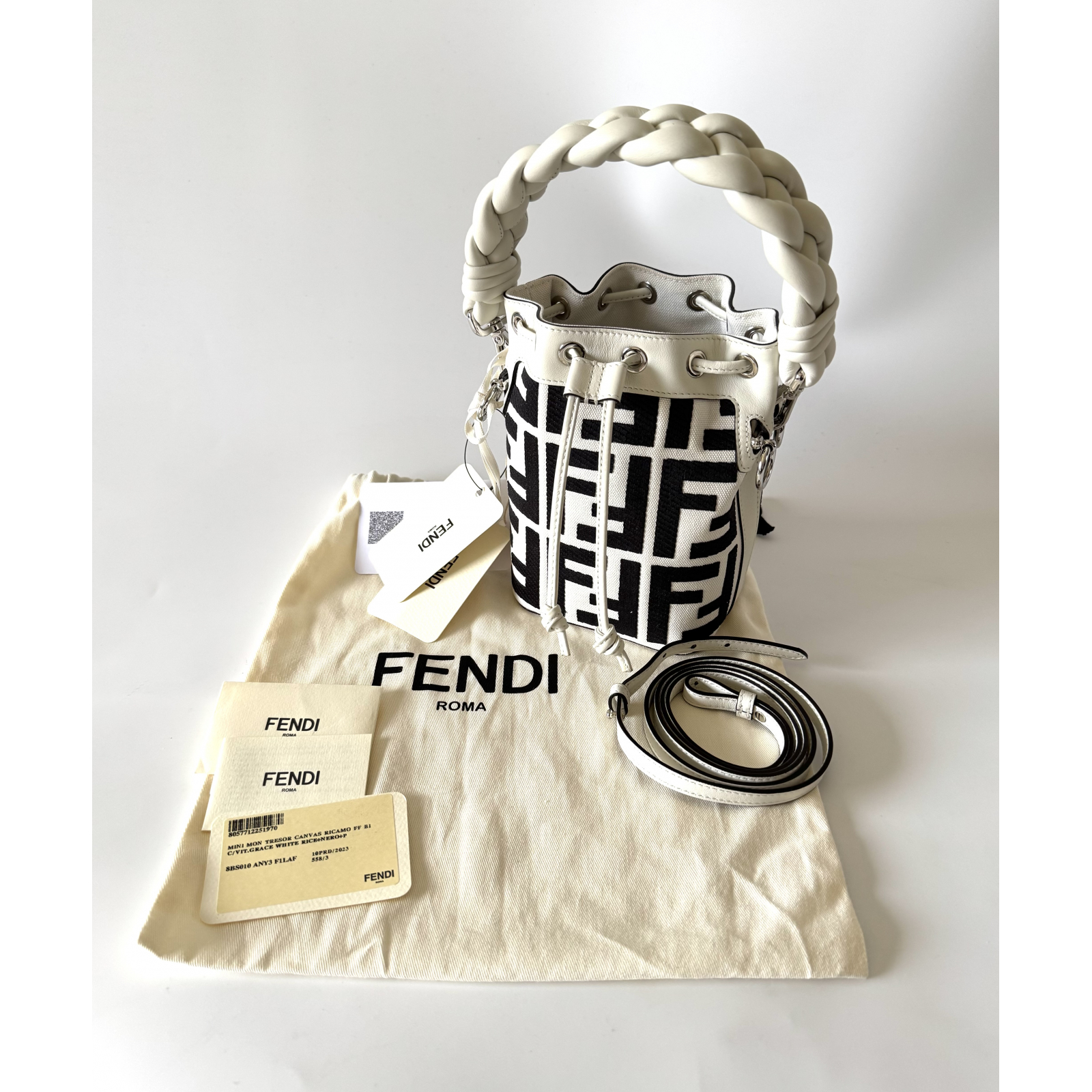 FENDI Mon Tresor Mini Bucket Bag - torebka worek